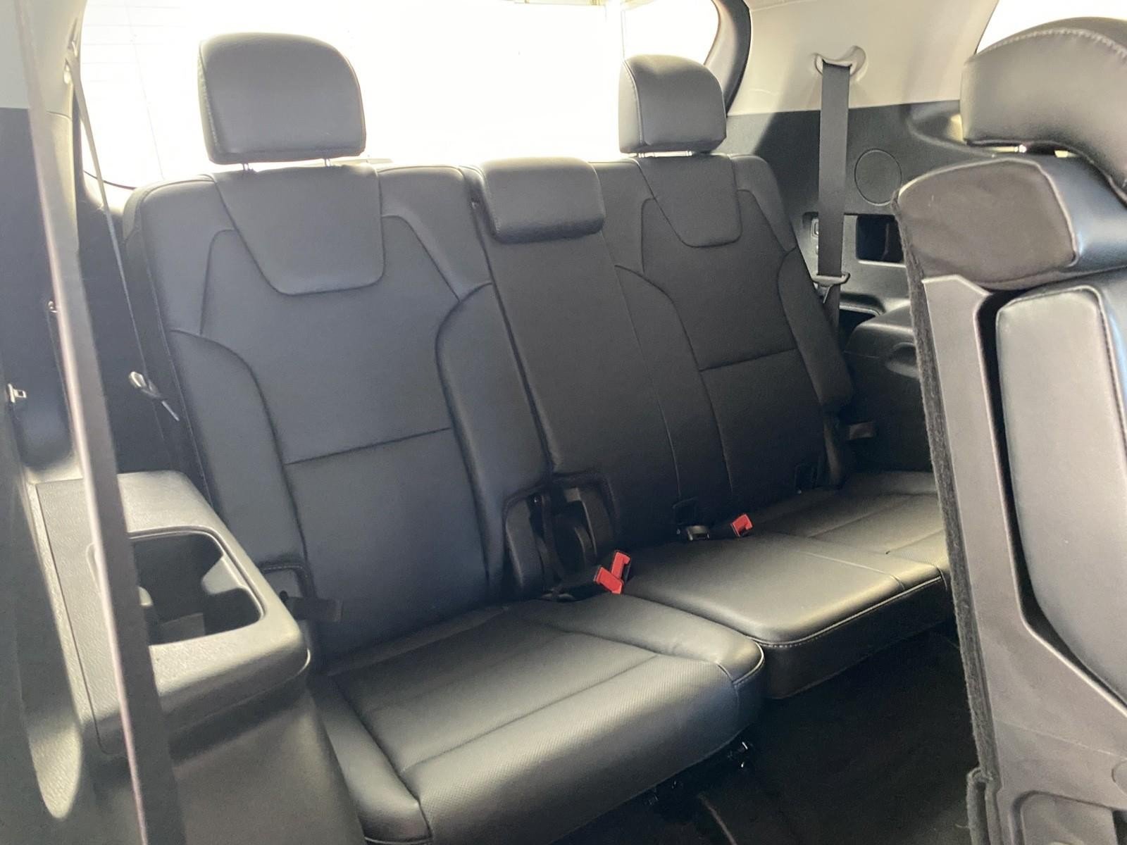Used 2020 Kia Telluride S w/ S 8 Passenger Seating Package FWD image 13