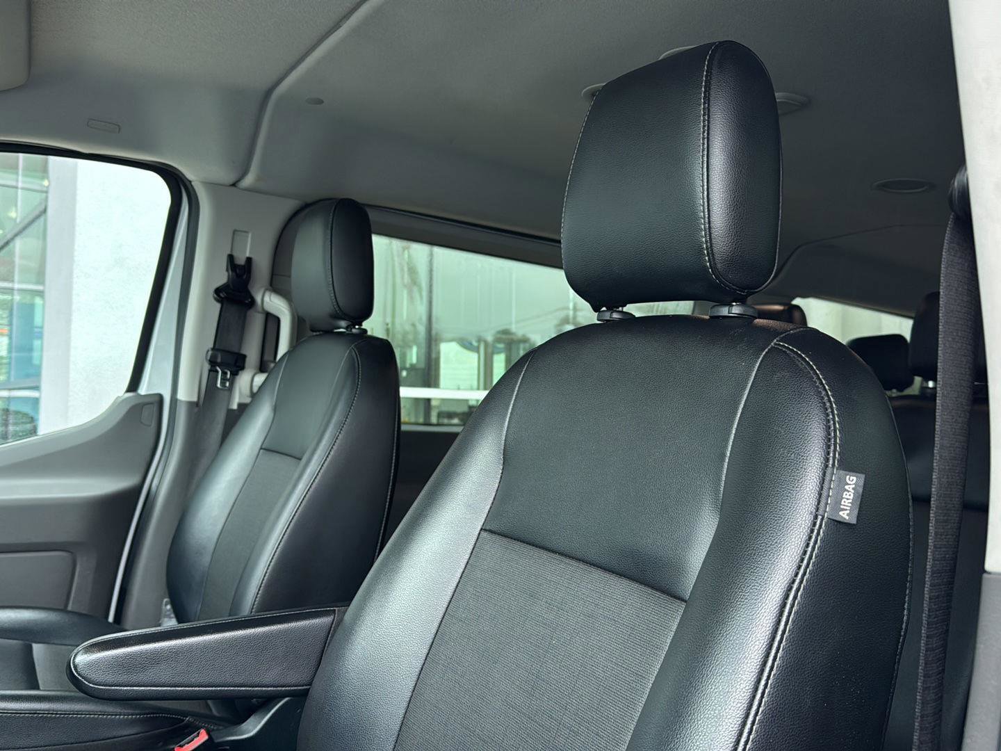 Used 2021 Ford Transit 350 XL image 21