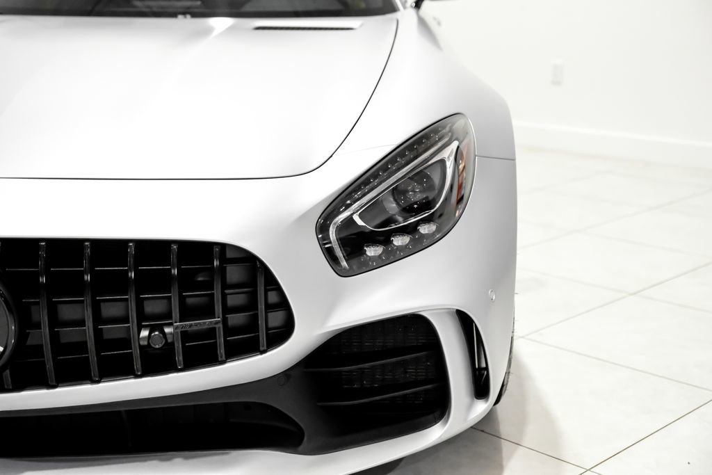 Used 2018 Mercedes-Benz AMG GT R image 34