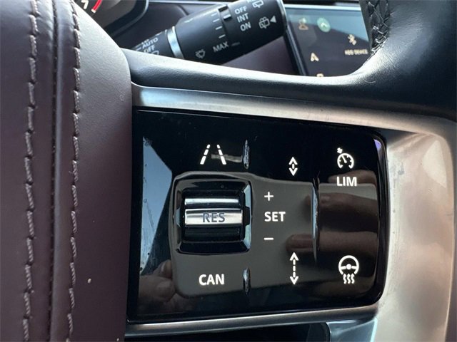 Used 2023 Land Rover Range Rover SE image 15