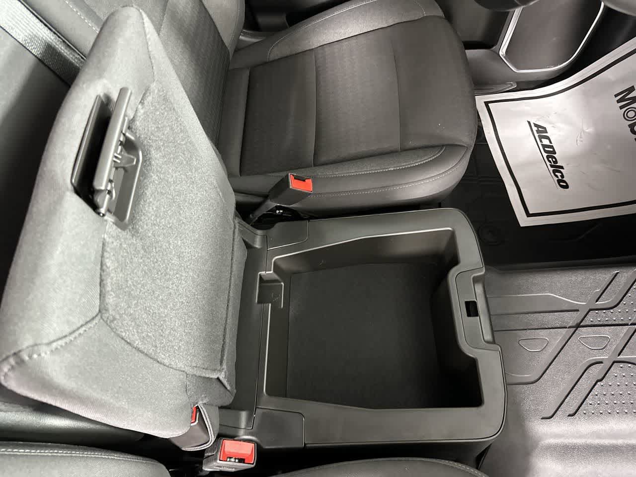 Used 2025 Chevrolet Silverado 1500 RST w/ LPO, Dark Essentials Package AWD/4WD image 28