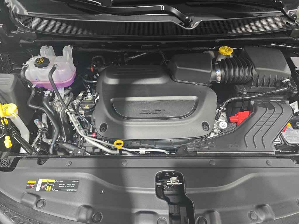 New 2027 Chrysler Pacifica LX FWD image 23