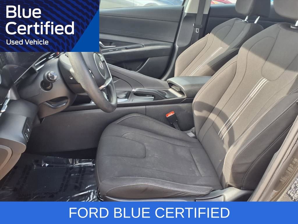 Used 2024 Hyundai Elantra SEL image 25