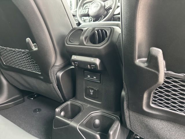 New 2026 Jeep Gladiator Rubicon AWD/4WD image 17