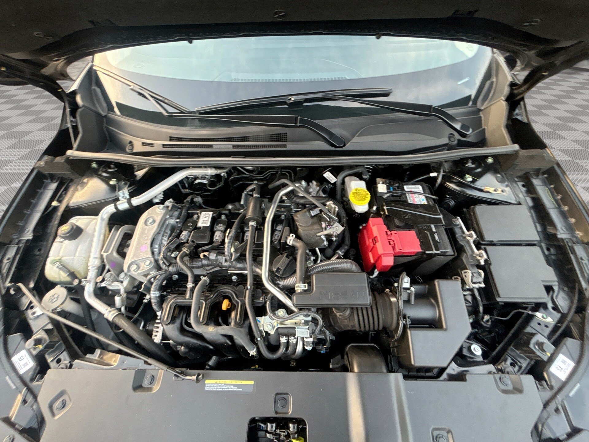 Used 2026 Nissan Sentra SR w/ Floor Mat Package FWD image 16