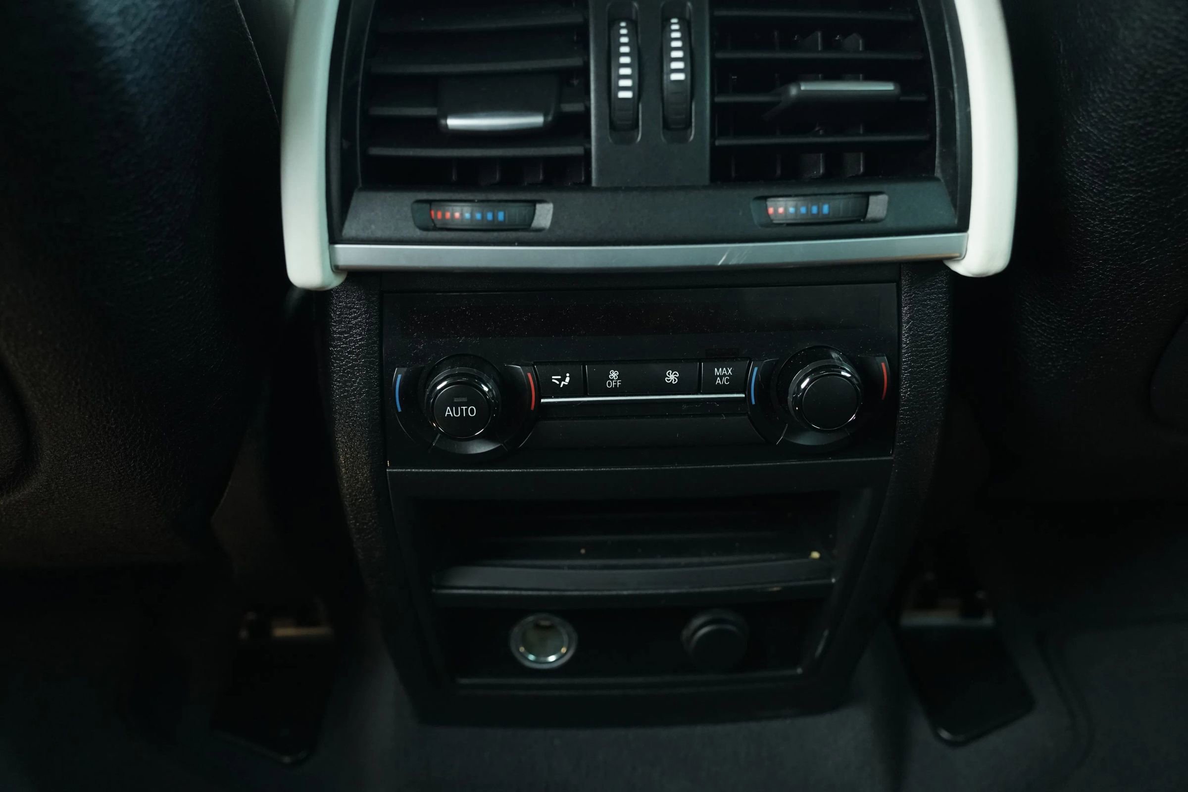Used 2020 Ford Transit Connect XL FWD image 20