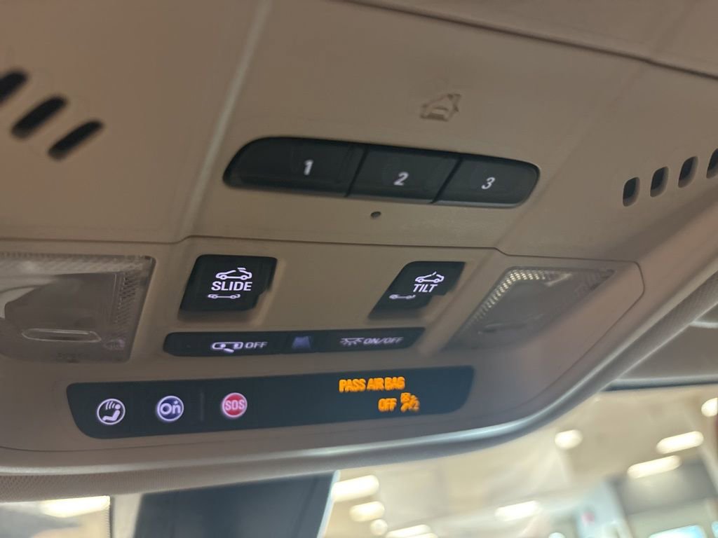 Used 2020 GMC Acadia Denali w/ Denali Ultimate Package image 22