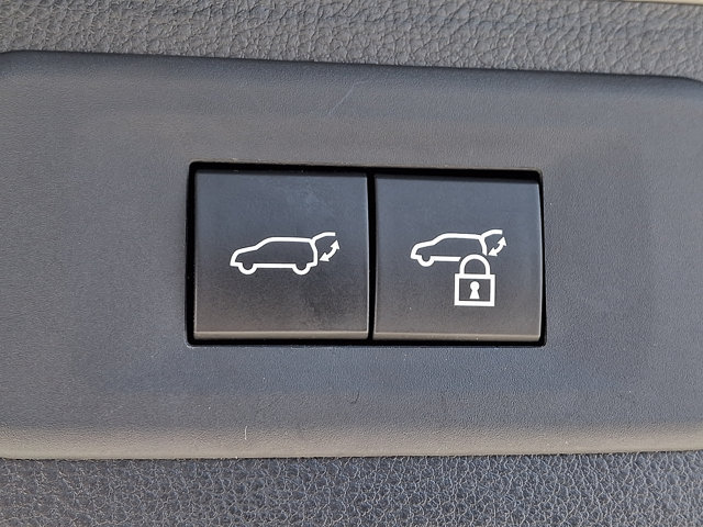 Certified 2025 Lexus TX 500h AWD image 28