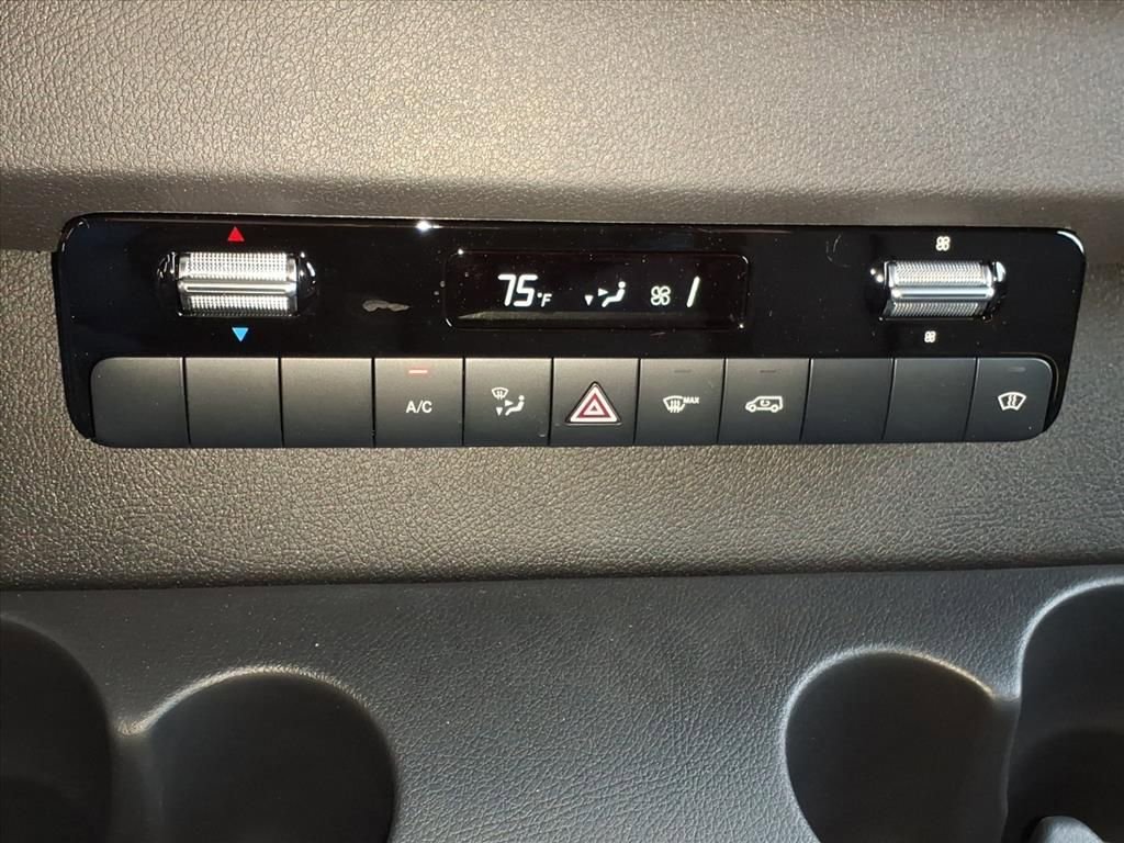 New 2025 Mercedes-Benz Sprinter 2500 image 13