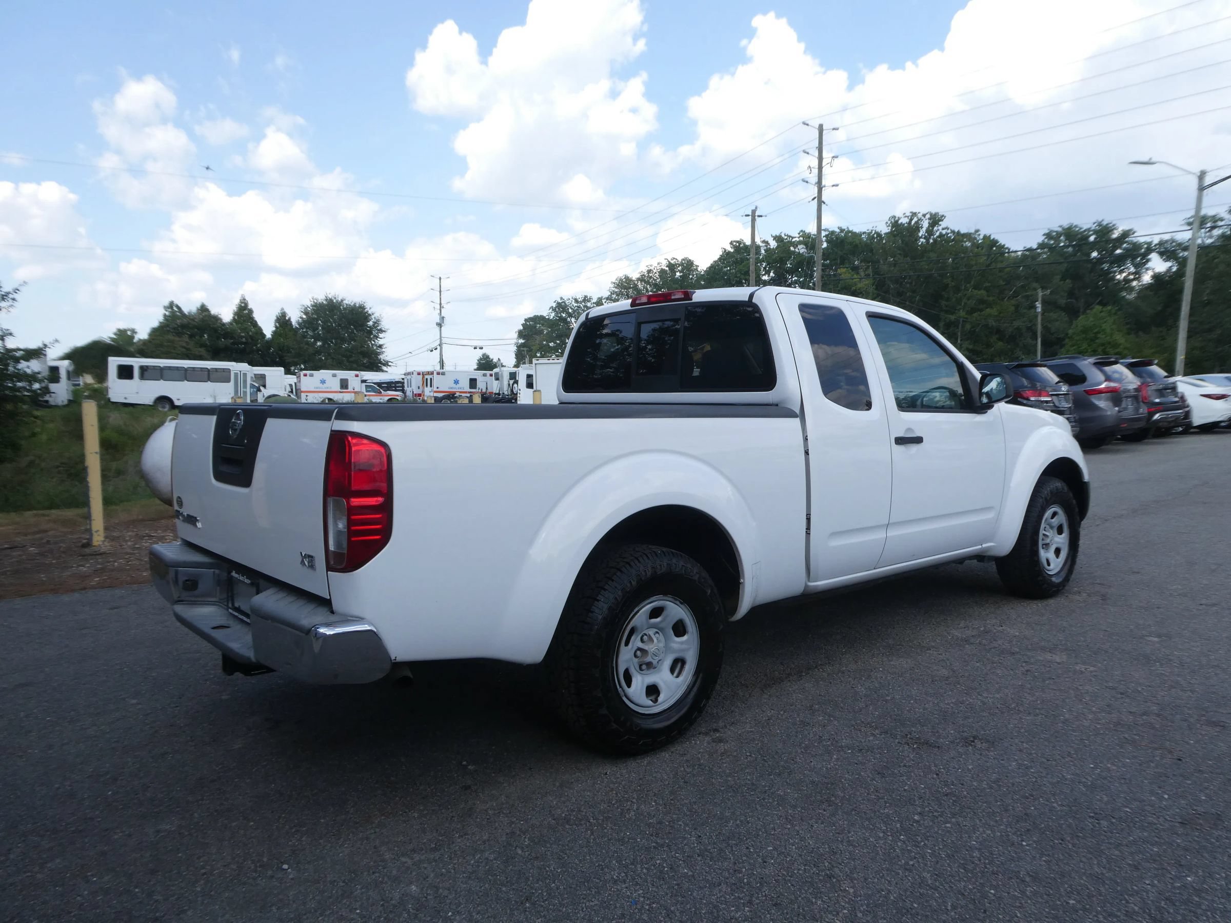 Used 2007 Nissan Frontier XE w/ Preferred Pkg RWD image 5