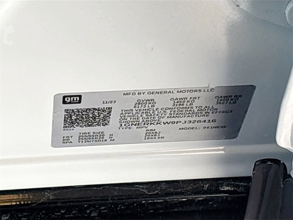 Used 2023 Chevrolet Traverse Premier w/ Redline Edition image 34