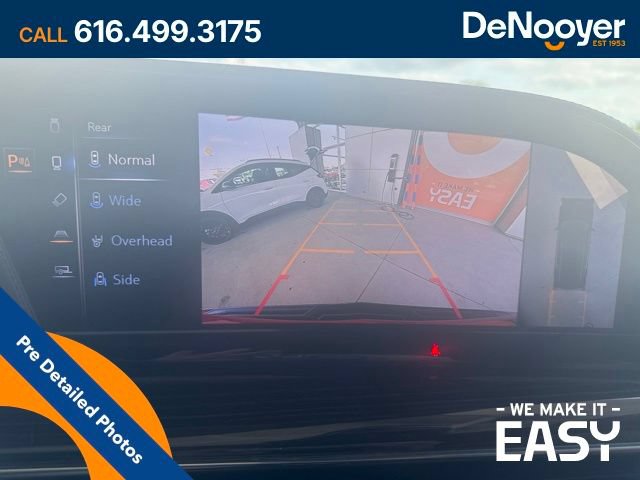 Used 2023 Cadillac Escalade Premium Luxury w/ LPO, Radiant Package AWD/4WD image 23