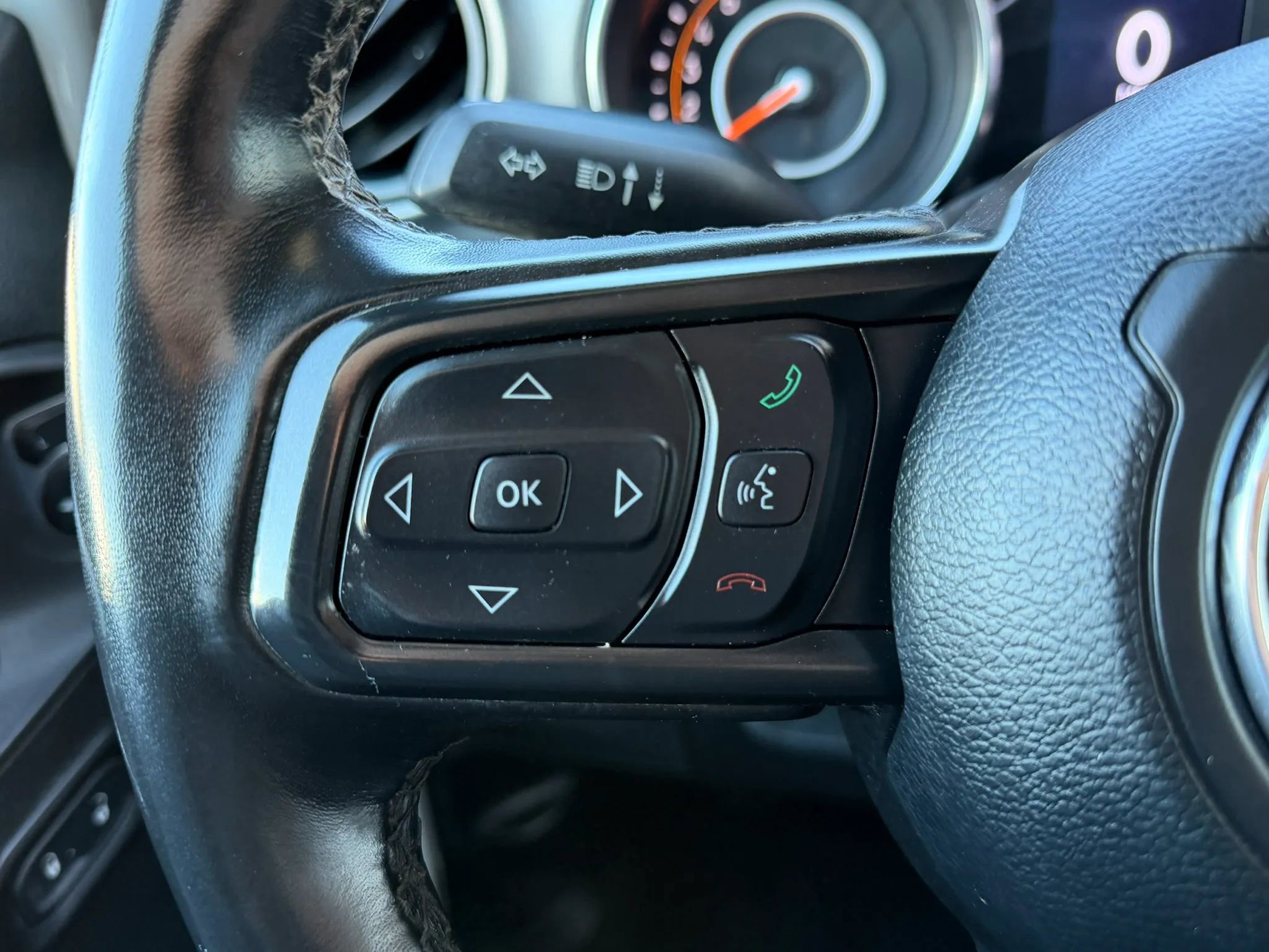 Used 2022 Jeep Gladiator Sport AWD/4WD image 21