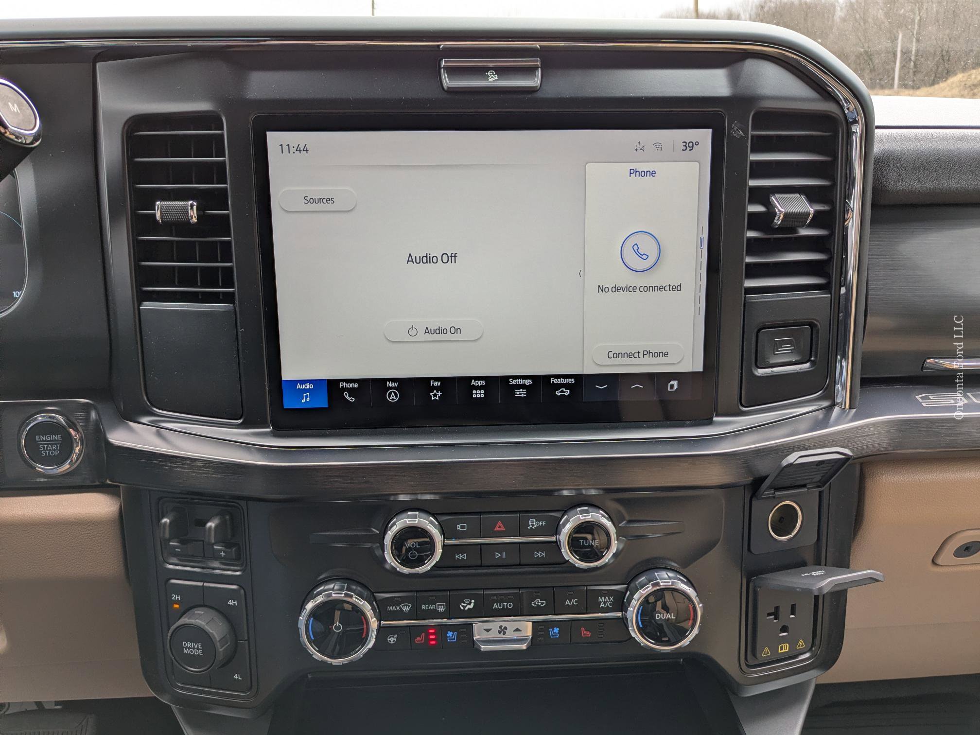 New 2026 Ford F350 Lariat image 29