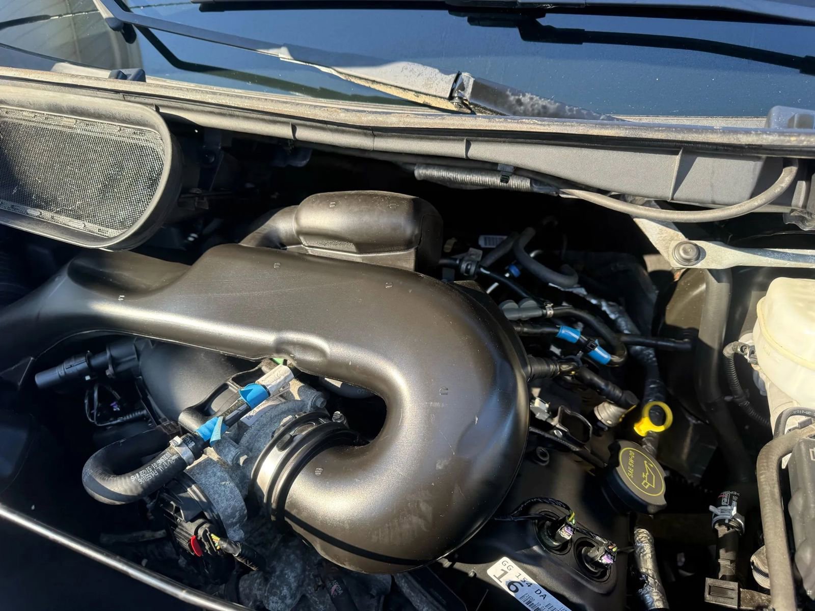 Used 2017 Ford Transit 250 Medium Roof w/Sliding Side Doo image 39