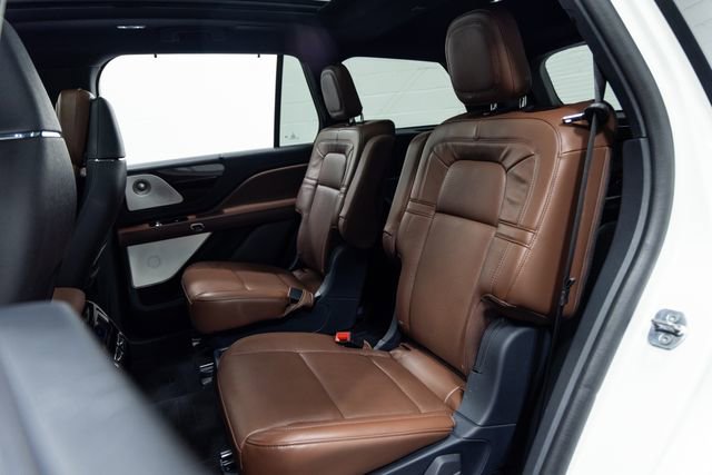 Used 2025 Lincoln Aviator Reserve w/ Equipment Group 201A image 23