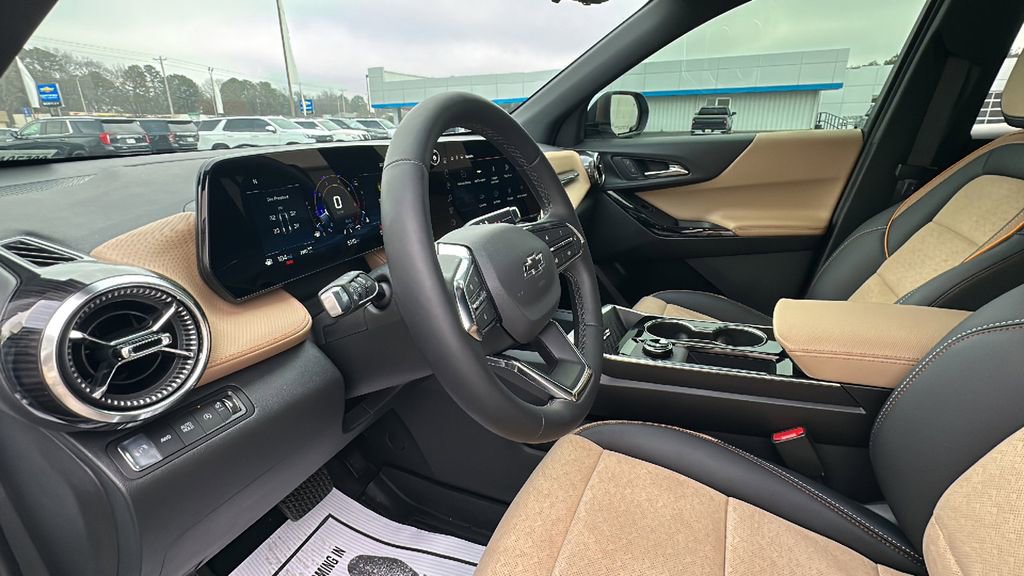 Used 2026 Chevrolet Equinox ACTIV w/ Safety and Technology Package image 11