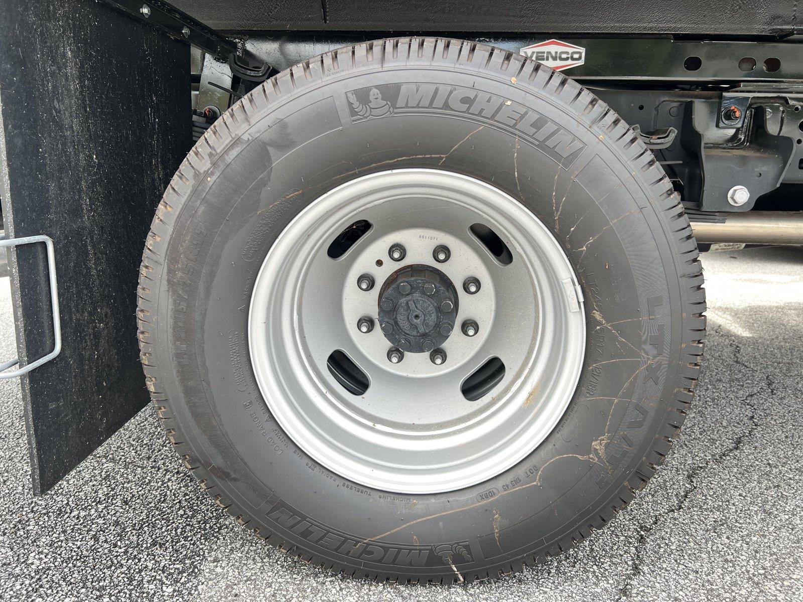 New 2025 Ford F350 XL w/ XL Chrome Package AWD/4WD image 18