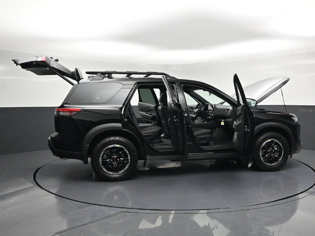 New 2026 Nissan Pathfinder Rock Creek w/ Rock Creek Premium Package AWD/4WD image 37