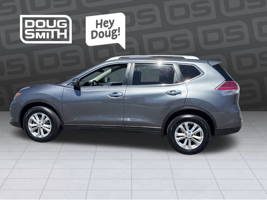 Used 2015 Nissan Rogue SV w/ SV Family Package image 2