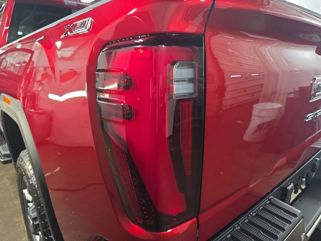New 2026 GMC Sierra 3500 SLT w/ SLT Premium Package AWD/4WD image 35