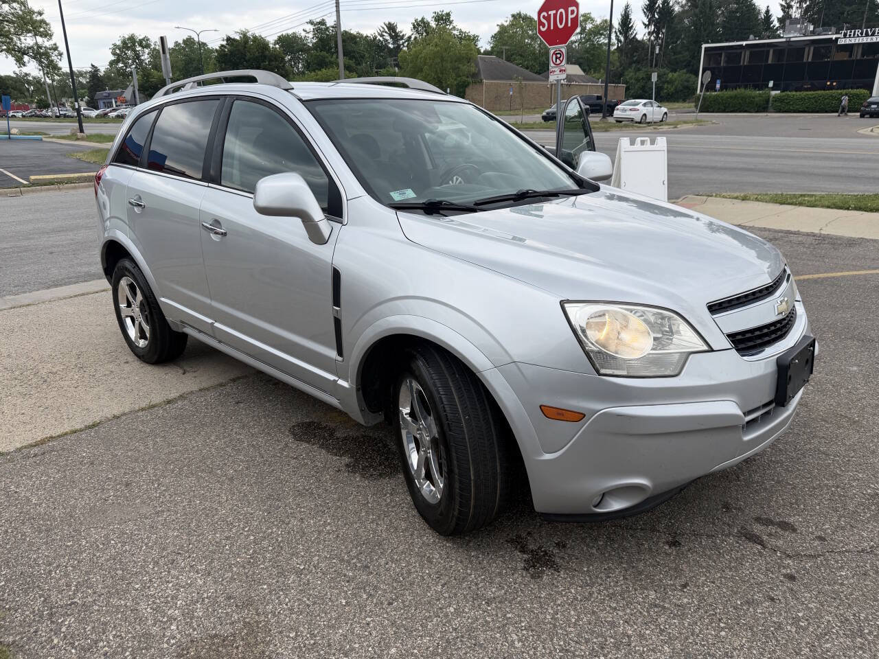 Used 2013 Chevrolet Captiva Sport LT FWD image 32