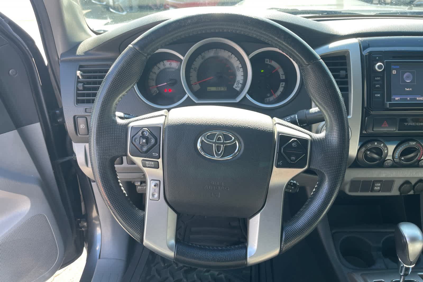 Used 2015 Toyota Tacoma 4x4 Double Cab w/ TRD Sport Package image 12
