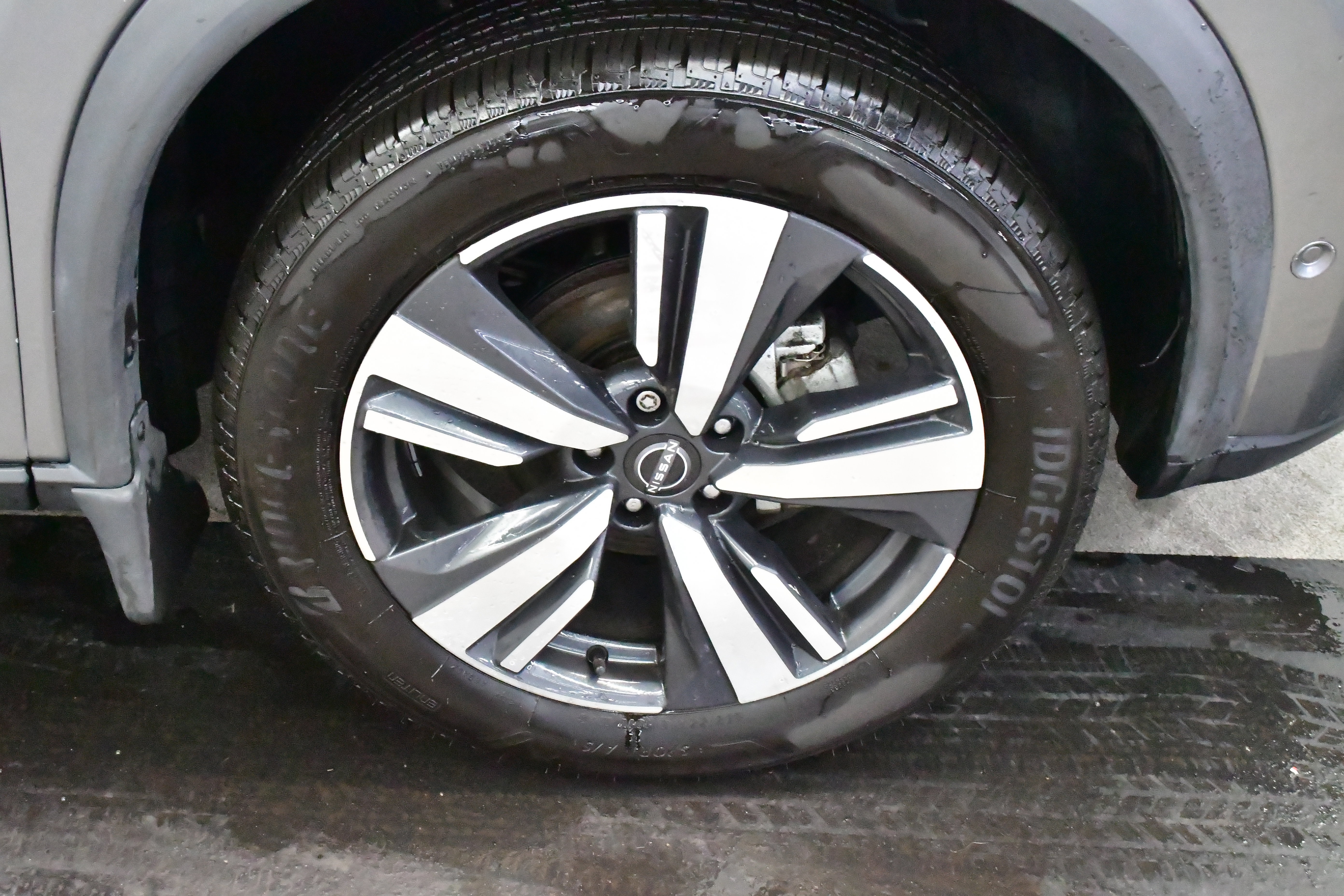 Used 2023 Nissan Rogue SL w/ SL Premium Package image 33