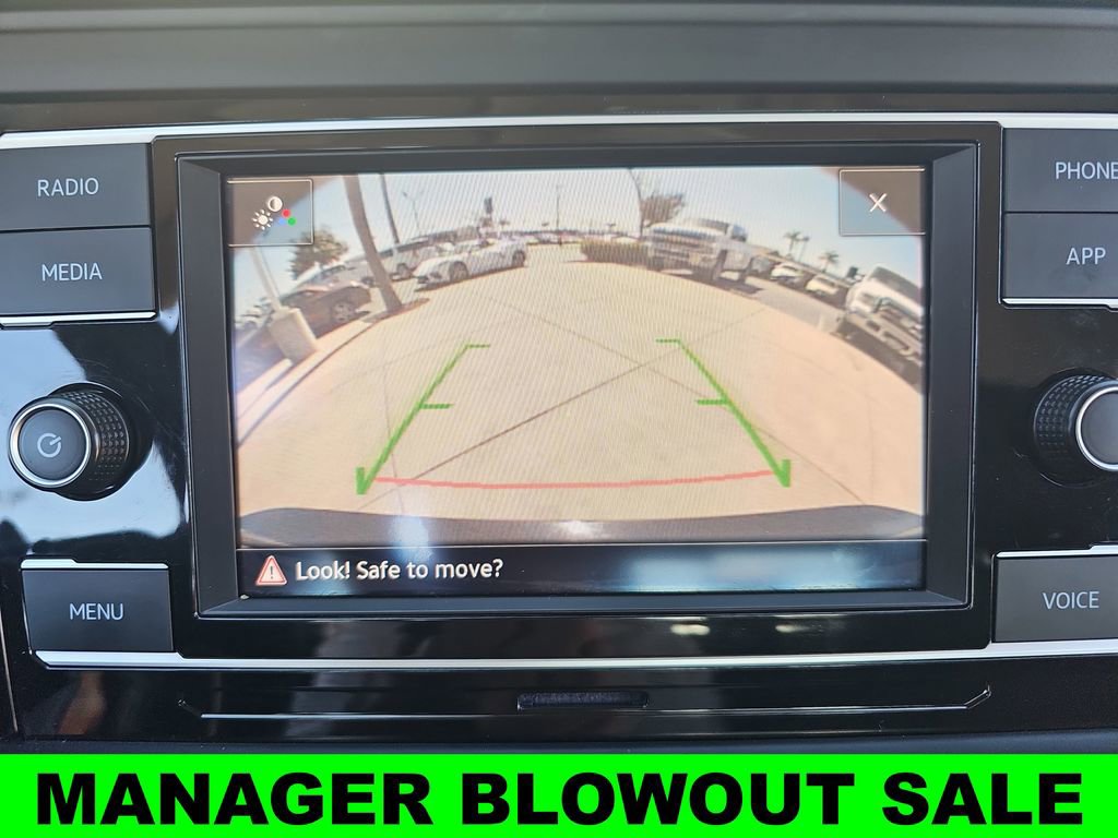 Used 2024 Volkswagen Jetta SE image 22