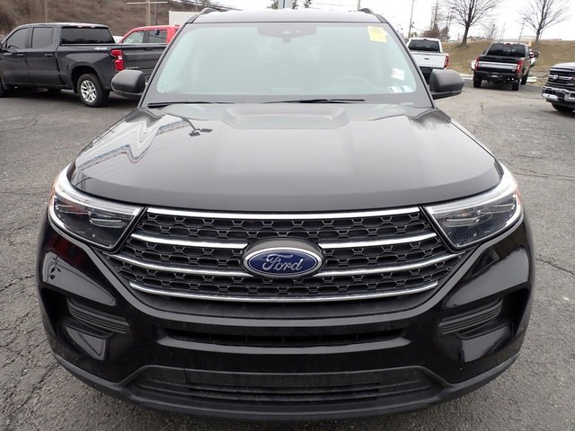 Used 2023 Ford Explorer XLT image 8
