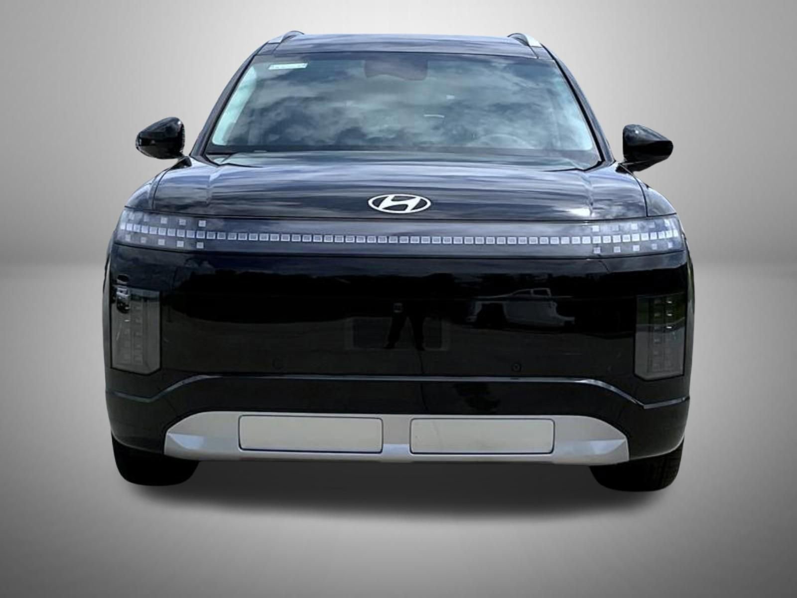 New 2026 Hyundai Ioniq 9 SEL image 2