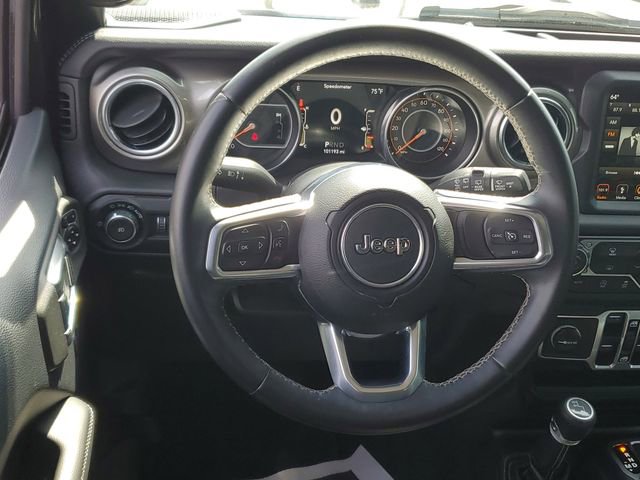 Used 2018 Jeep Wrangler Unlimited Sahara AWD/4WD image 10