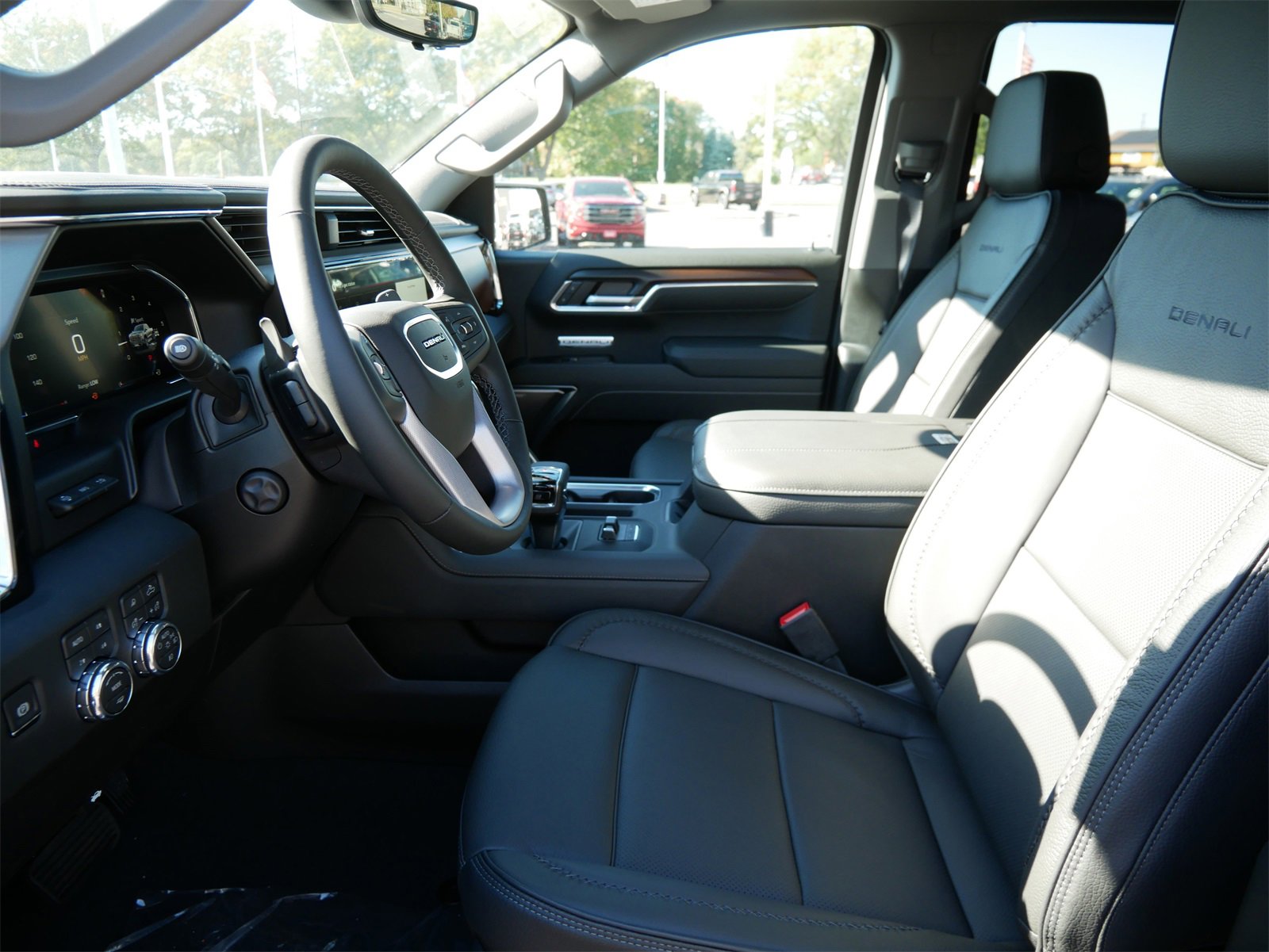 New 2026 GMC Sierra 1500 Denali w/ Denali Reserve Package image 5