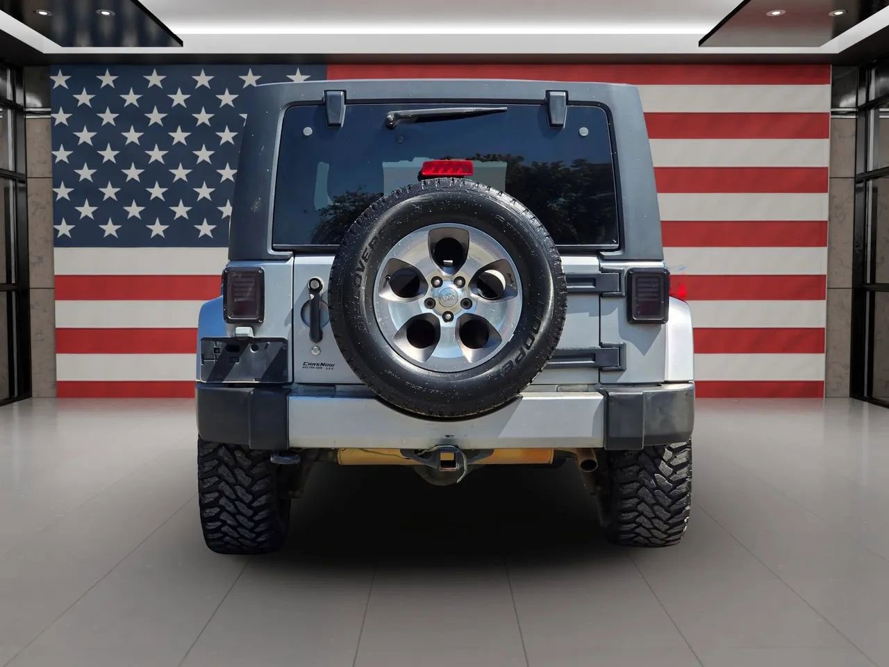 Used 2016 Jeep Wrangler Unlimited Sahara w/ Connectivity Group image 4