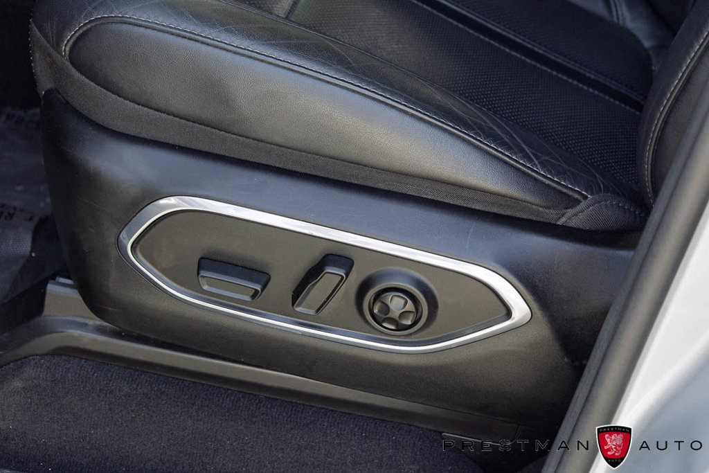 Used 2022 Jeep Wagoneer Series III AWD/4WD image 23