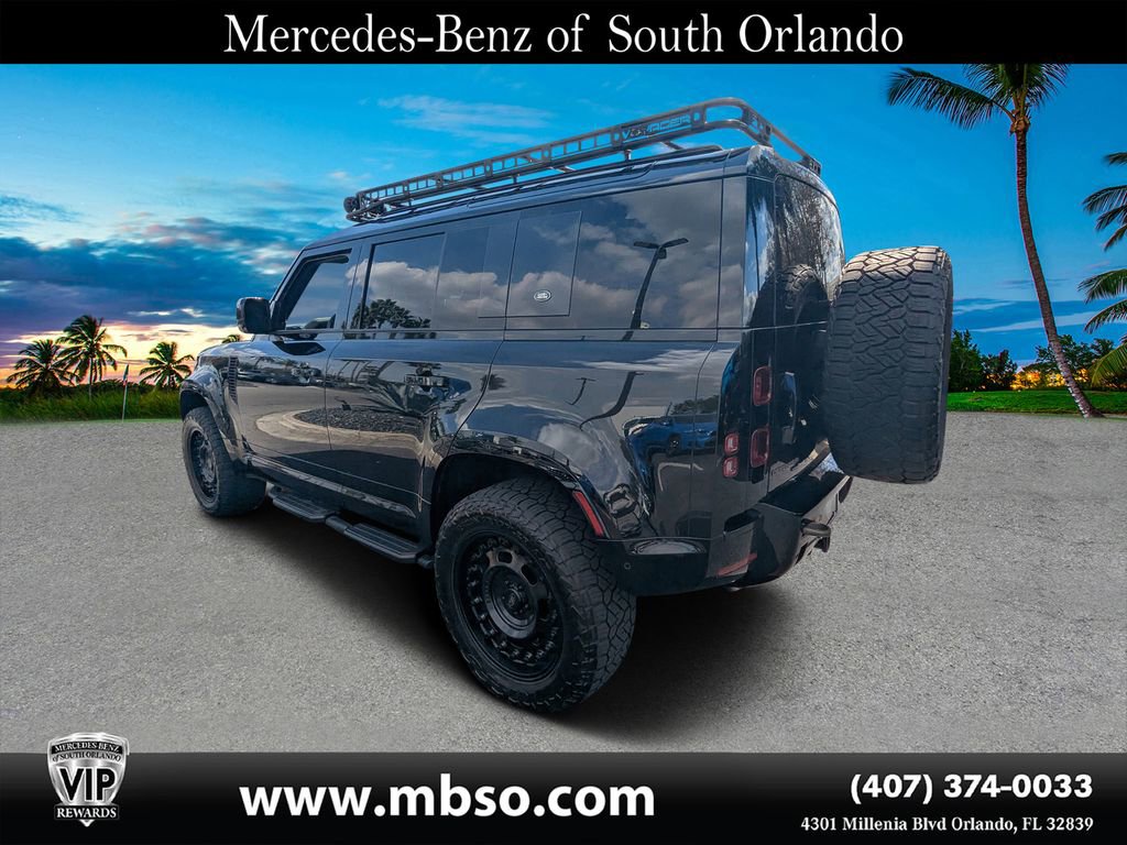 Used 2023 Land Rover Defender 110 X-Dynamic SE image 17