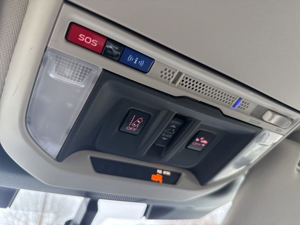 Used 2022 Subaru Forester Touring image 18