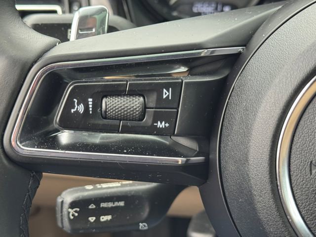 Used 2022 Porsche Macan image 27