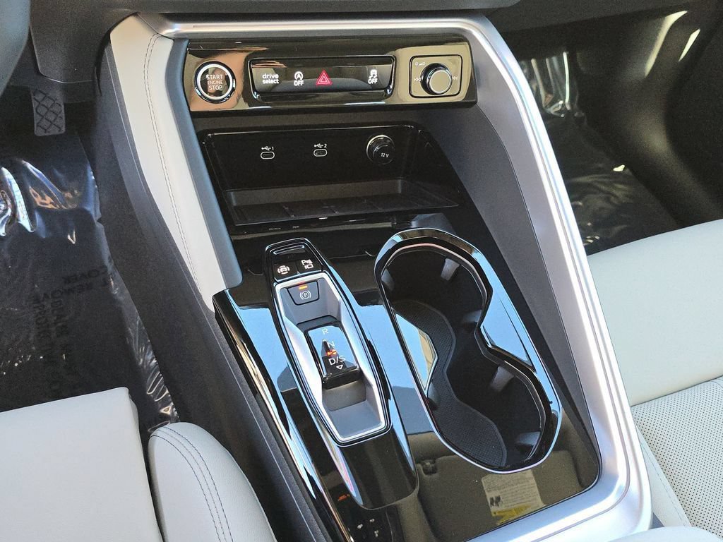 Used 2025 Audi Q5 Premium w/ Premium Plus AWD/4WD image 28