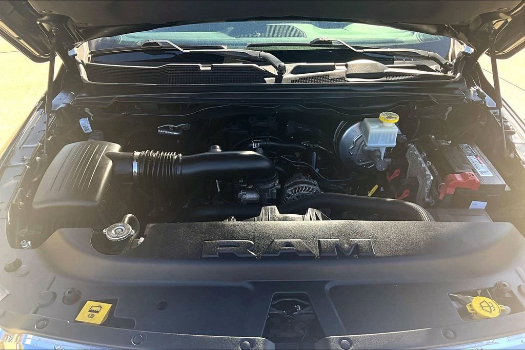 Used 2019 RAM 1500 Big Horn AWD/4WD image 11
