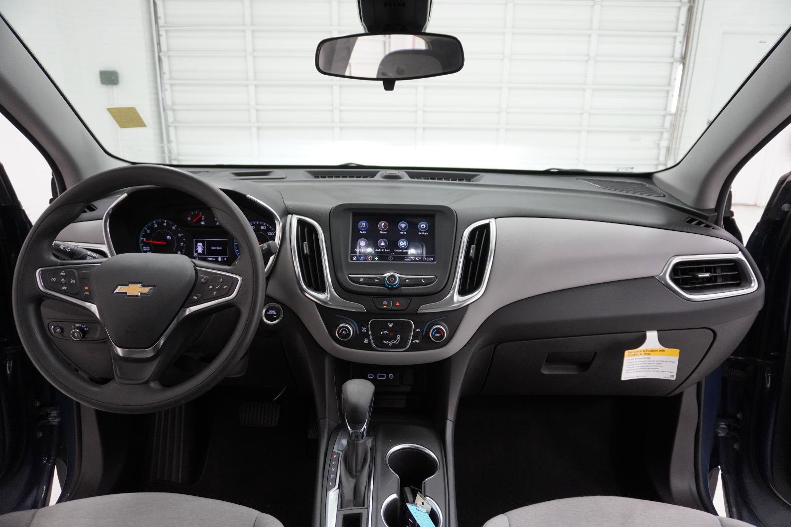 Used 2024 Chevrolet Equinox LS w/ Driver Confidence II Package image 35