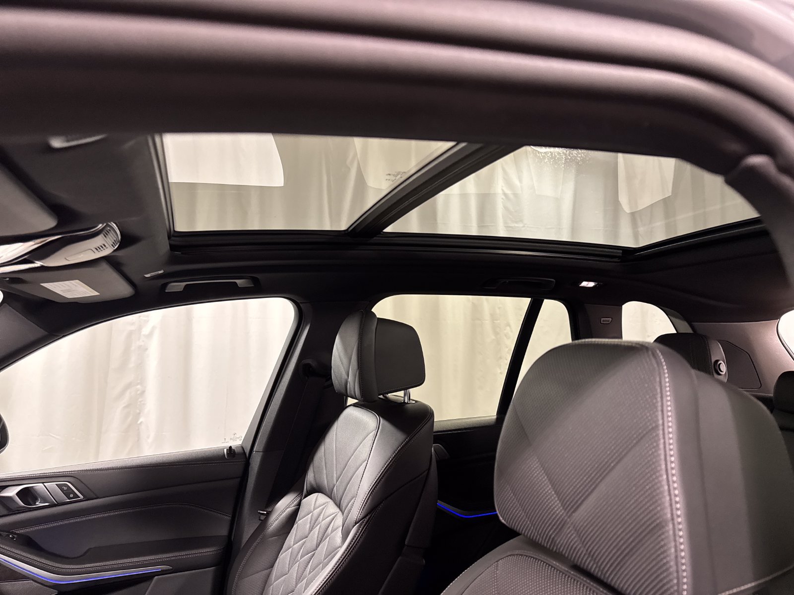 Used 2024 BMW X5 xDrive40i w/ Premium Package AWD/4WD image 22