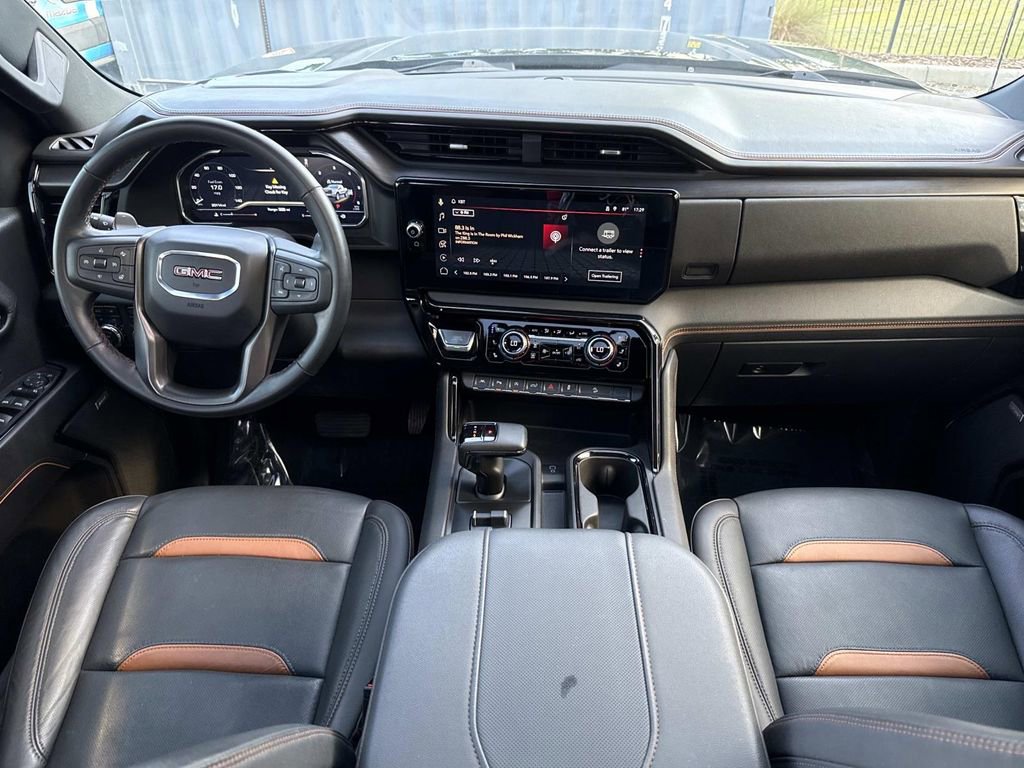 Used 2025 GMC Sierra 1500 AT4 w/ AT4 Premium Package AWD/4WD image 23