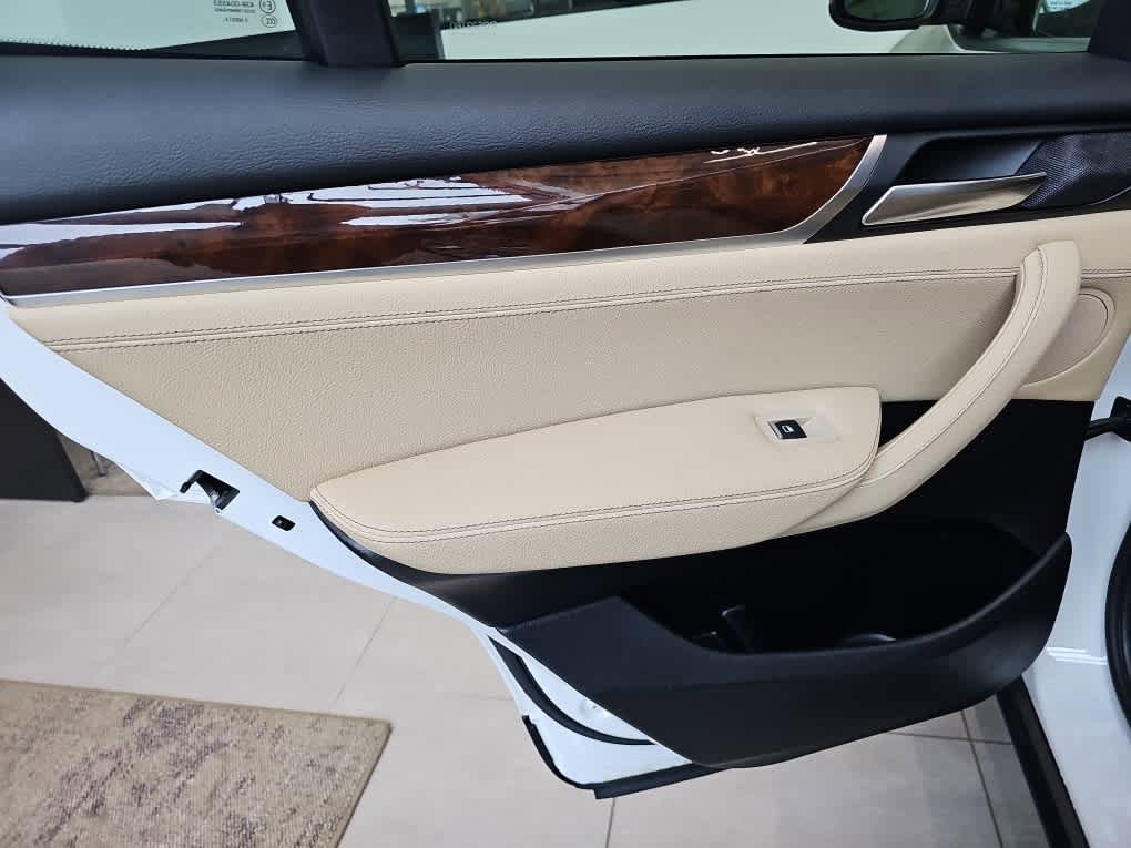 Used 2017 BMW X3 xDrive28i AWD/4WD image 24