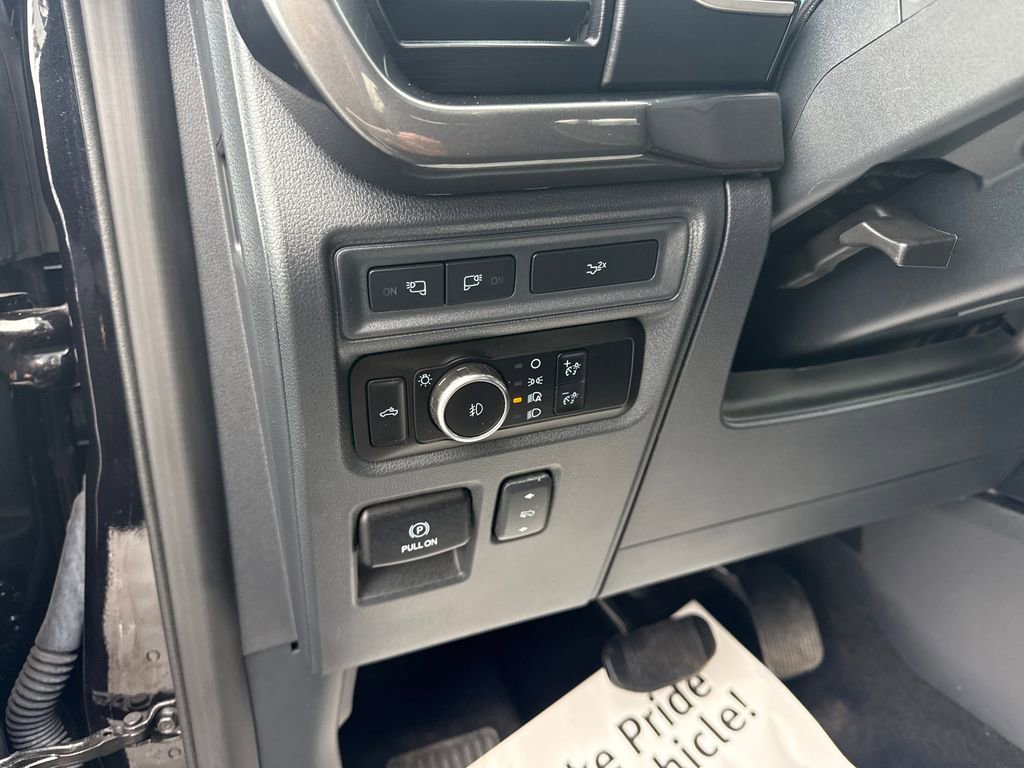 Used 2023 Ford F150 XLT w/ Equipment Group 302A High image 32