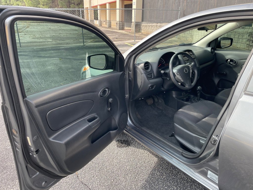 Used 2019 Nissan Versa S Plus image 12