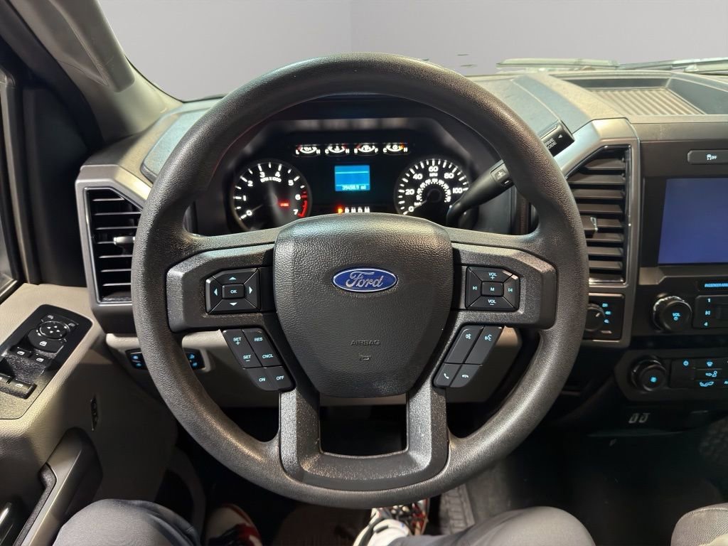 Used 2019 Ford F150 XLT image 9