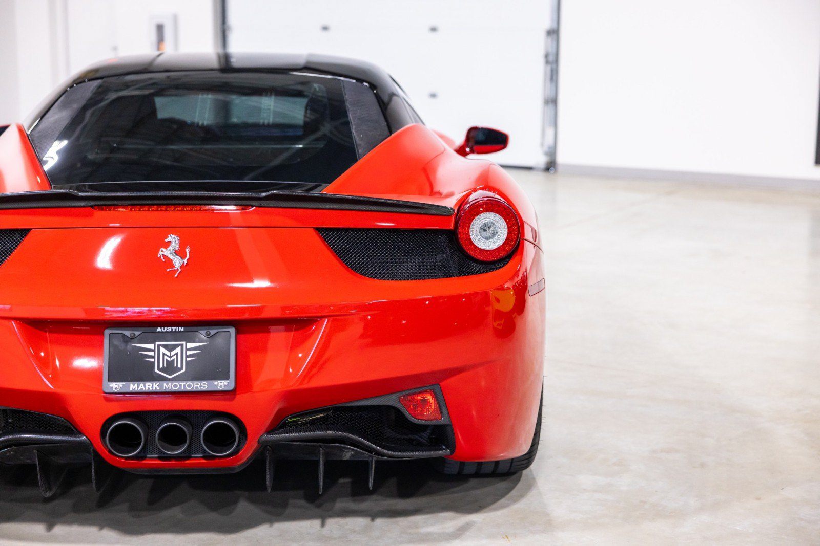 Used 2012 Ferrari 458 Italia Coupe RWD image 13