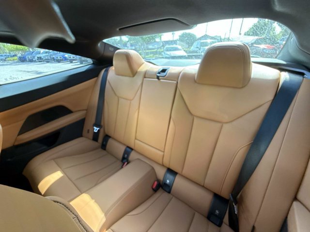 Used 2026 BMW 430i Coupe w/ M Sport Package RWD image 13