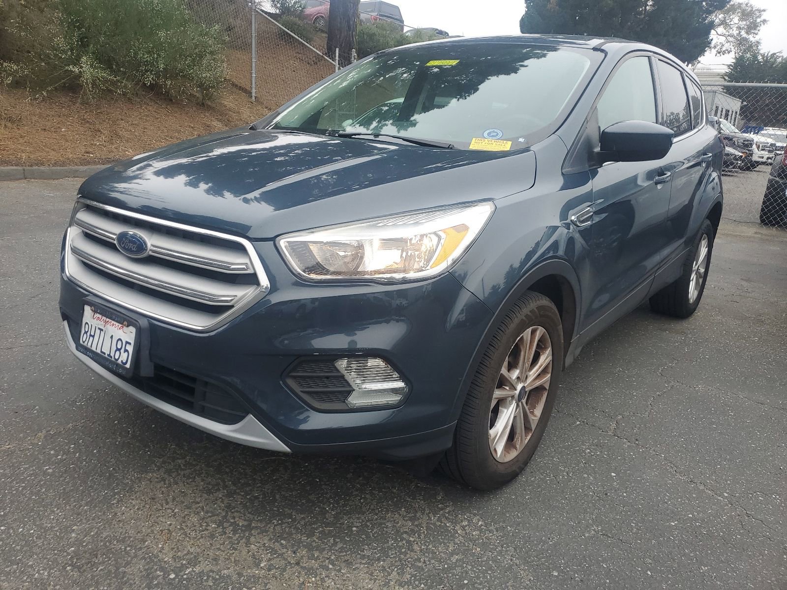 Used 2019 Ford Escape SE FWD image 3